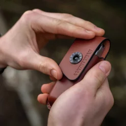 Leatherman Ainsworth Premium Leather Sheath -Lowe Gear Adventure Shop Leatherman Ainsworth Leather Sheath 05