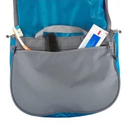 Sea To Summit Ultra-Sil Hanging Toiletry Bag - Small -Lowe Gear Adventure Shop Sea to Summit Ultra Sil Hanging Toiletry Bag 7134136a 2d26 44a5 952d 73ad32f3eb58