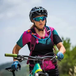 Source Magnetic Tube Attachment Clip -Lowe Gear Adventure Shop Source Magnetic Tube Clip Orange 05